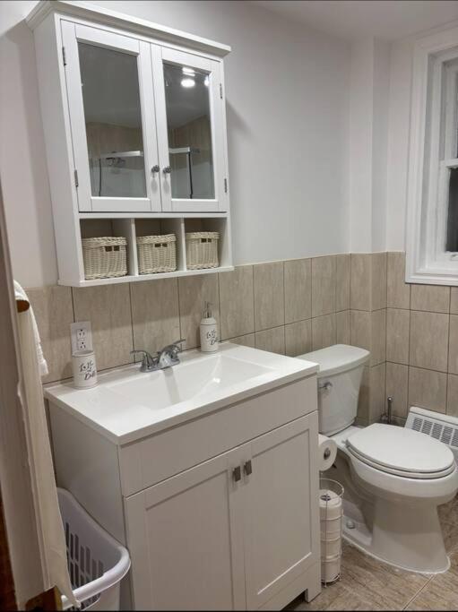 Cozy Spacious Work Friendly Lotus With Garden View High Speed Free Wi Fi And Parking Adjacent To Downtown Montréal Extérieur photo
